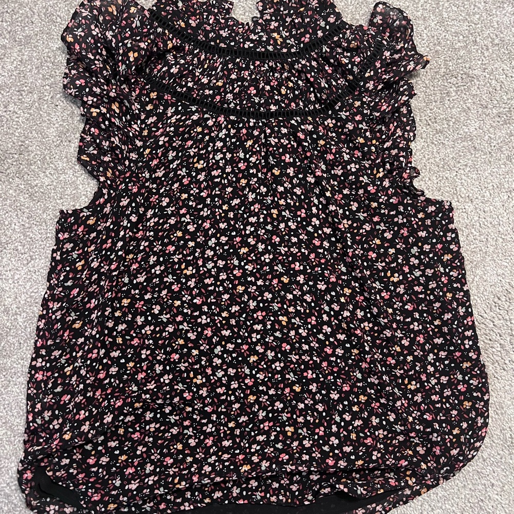 Floral Ruffle Blouse